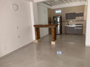 Casa Cabaña de 2 pisos Cerca al Mar en Santa Marta